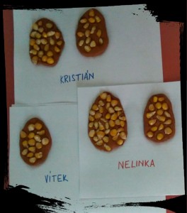 Kukuřičky, které vyráběli děti ze školky DÚLEK